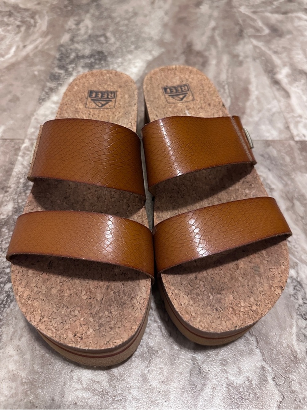 Reef Women's Cushion Vista Hi Sandals - Picture 2 of 4